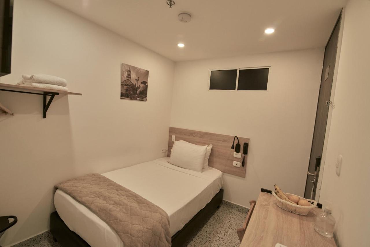 Bianco Hotel Boutique กูกูตา ภายนอก รูปภาพ