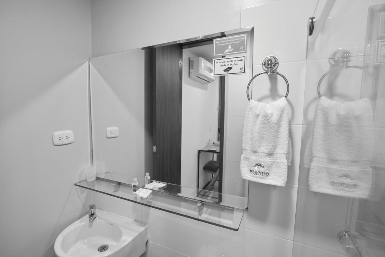Bianco Hotel Boutique กูกูตา ภายนอก รูปภาพ