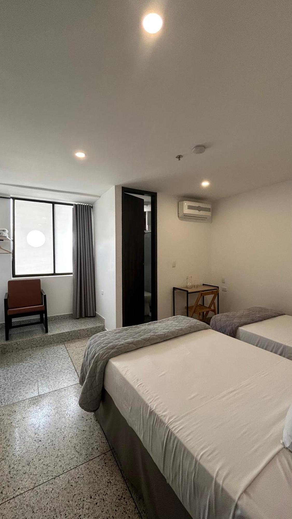 Bianco Hotel Boutique กูกูตา ภายนอก รูปภาพ